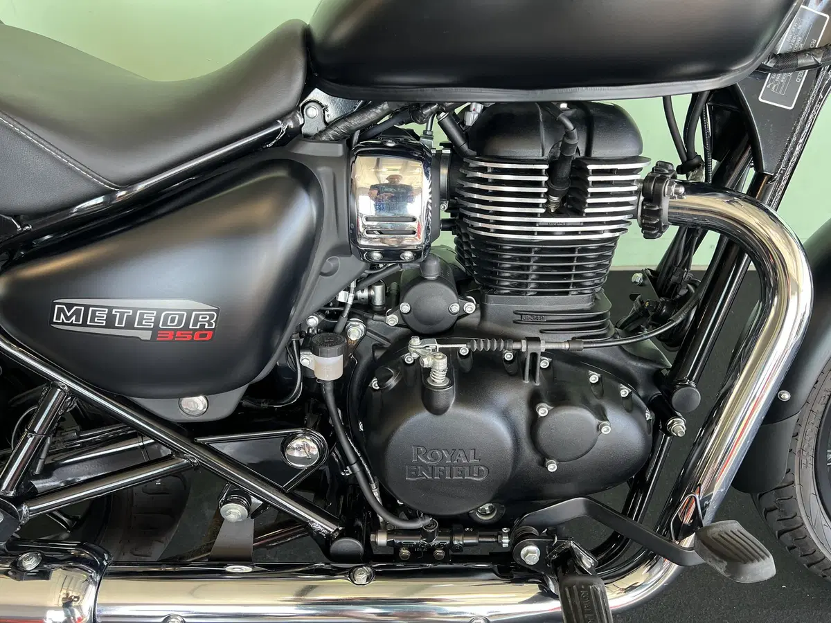 Royal Enfield Meteor 350 (2021 - 26) (11)