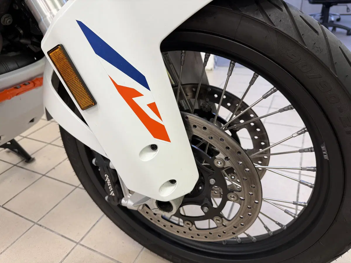 KTM 1290 Super Adventure R (2022 - 25) (9)