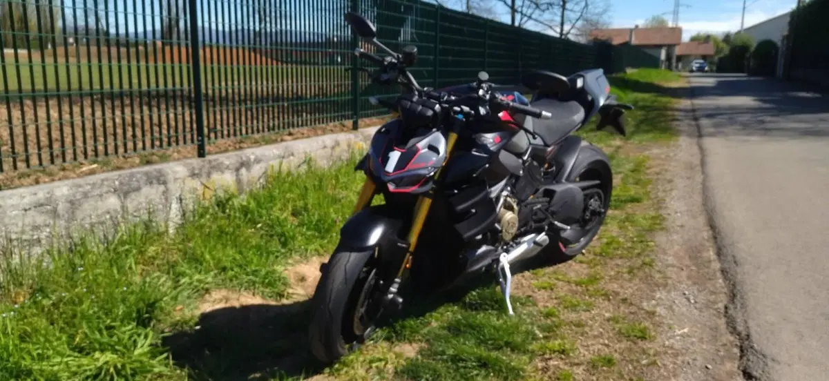 Ducati Streetfighter V4 S (2023 - 24) (8)