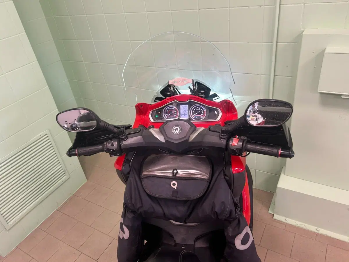 Quadro QV3 350 (2018 - 19) (6)