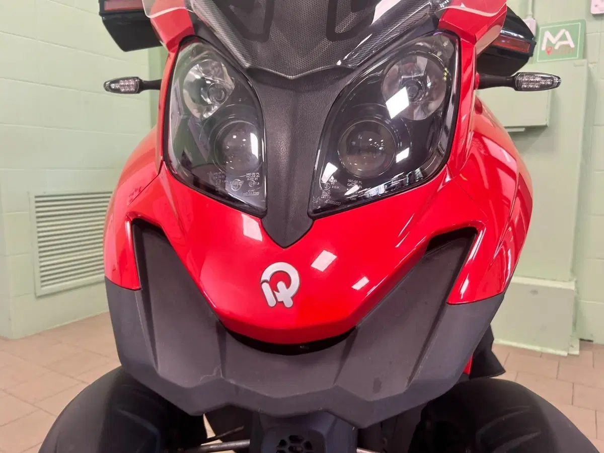 Quadro QV3 350 (2018 - 19) (18)