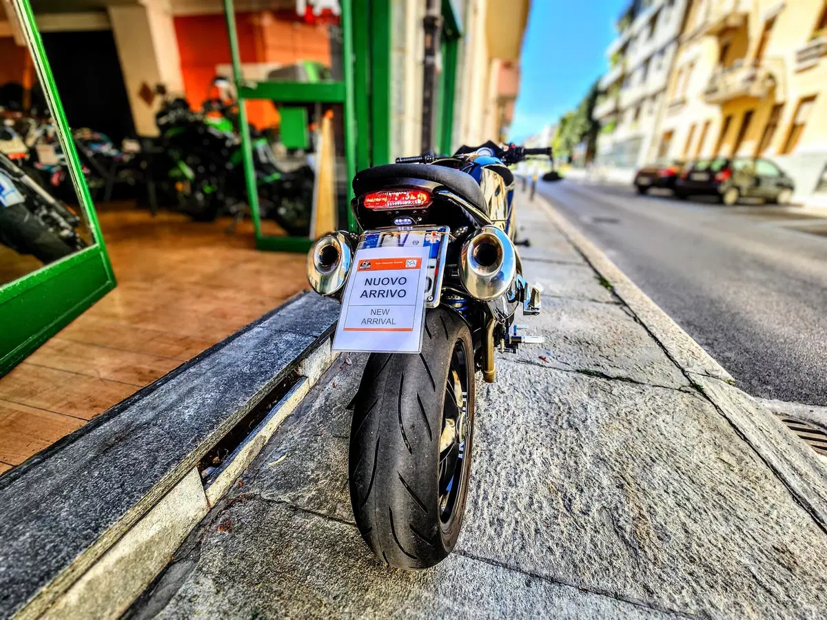Triumph Speed Triple 1050 (2005 - 11) (5)