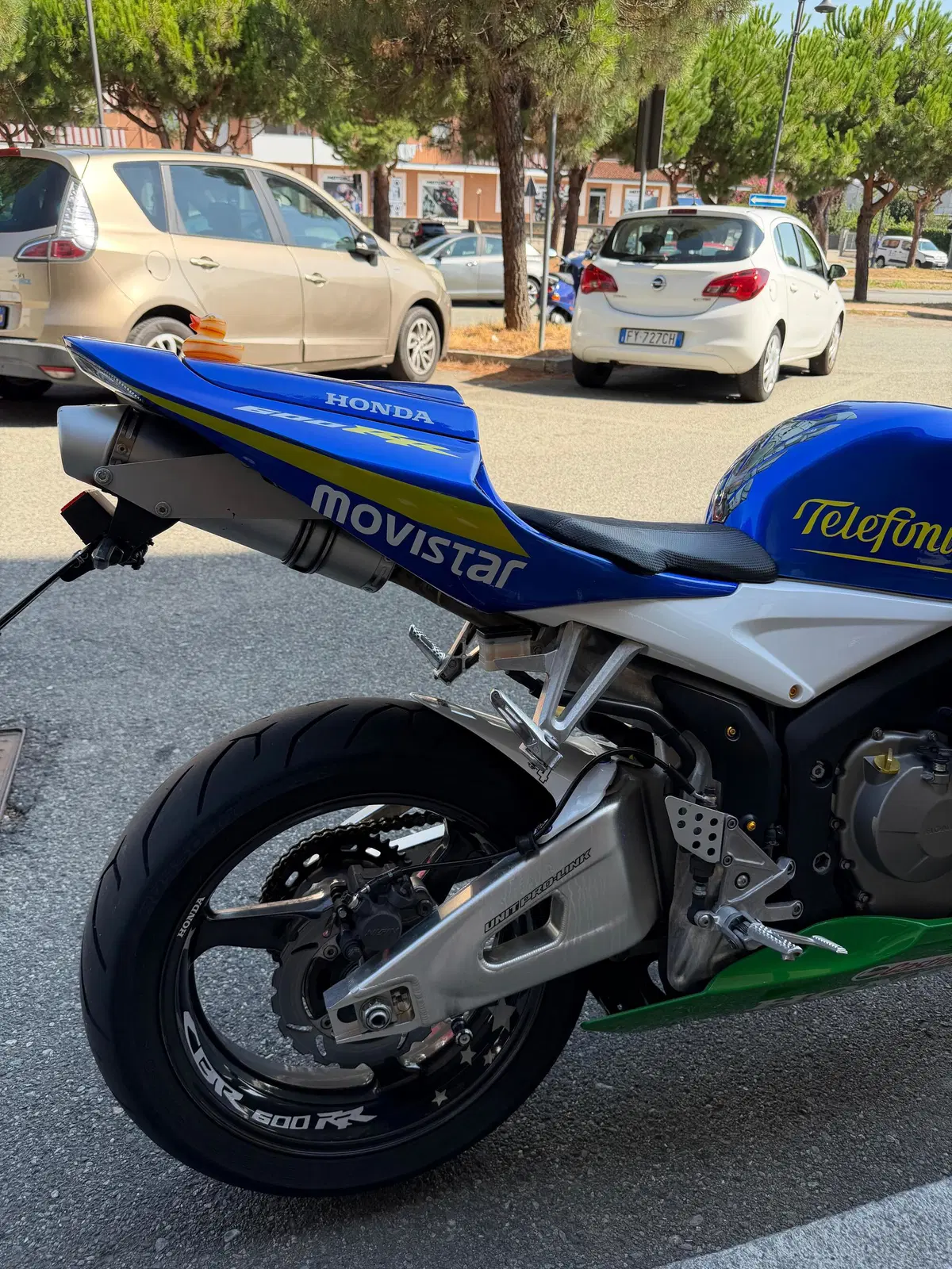 Honda CBR 600 RR (2007 - 08) (4)