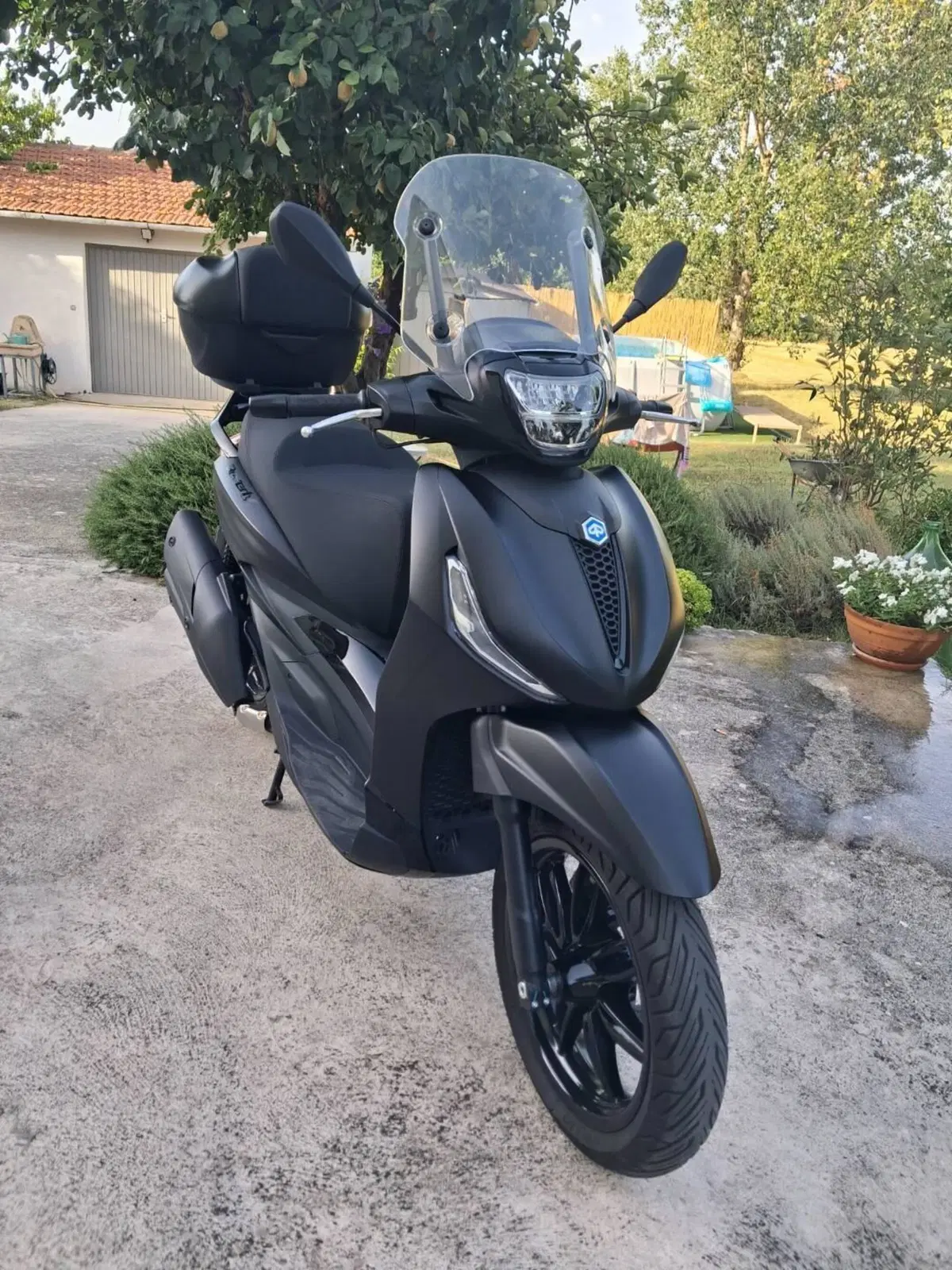 Piaggio Beverly 400 ABS-ASR (2021 - 24) (3)