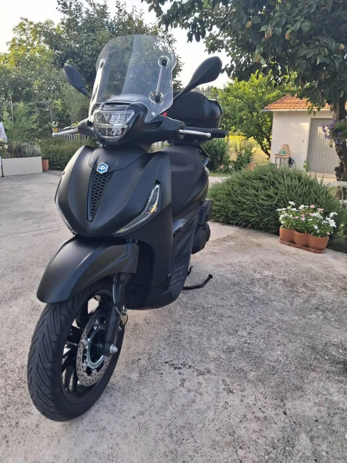 Piaggio Beverly 400 ABS-ASR (2021 - 24) (4)