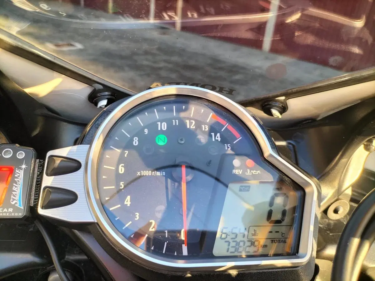 Honda CBR 1000 RR Fireblade (2008 - 11) (11)