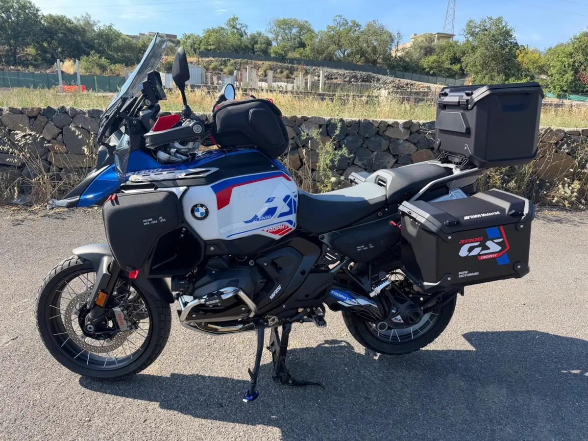 Bmw R 1300 GS Adventure Trophy (2025 - 26) (2)