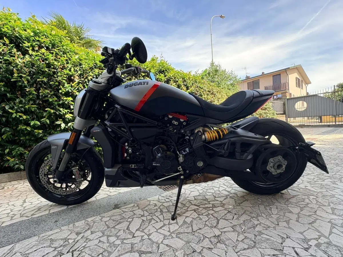 Ducati XDiavel 1262 Black Star (2021) (3)