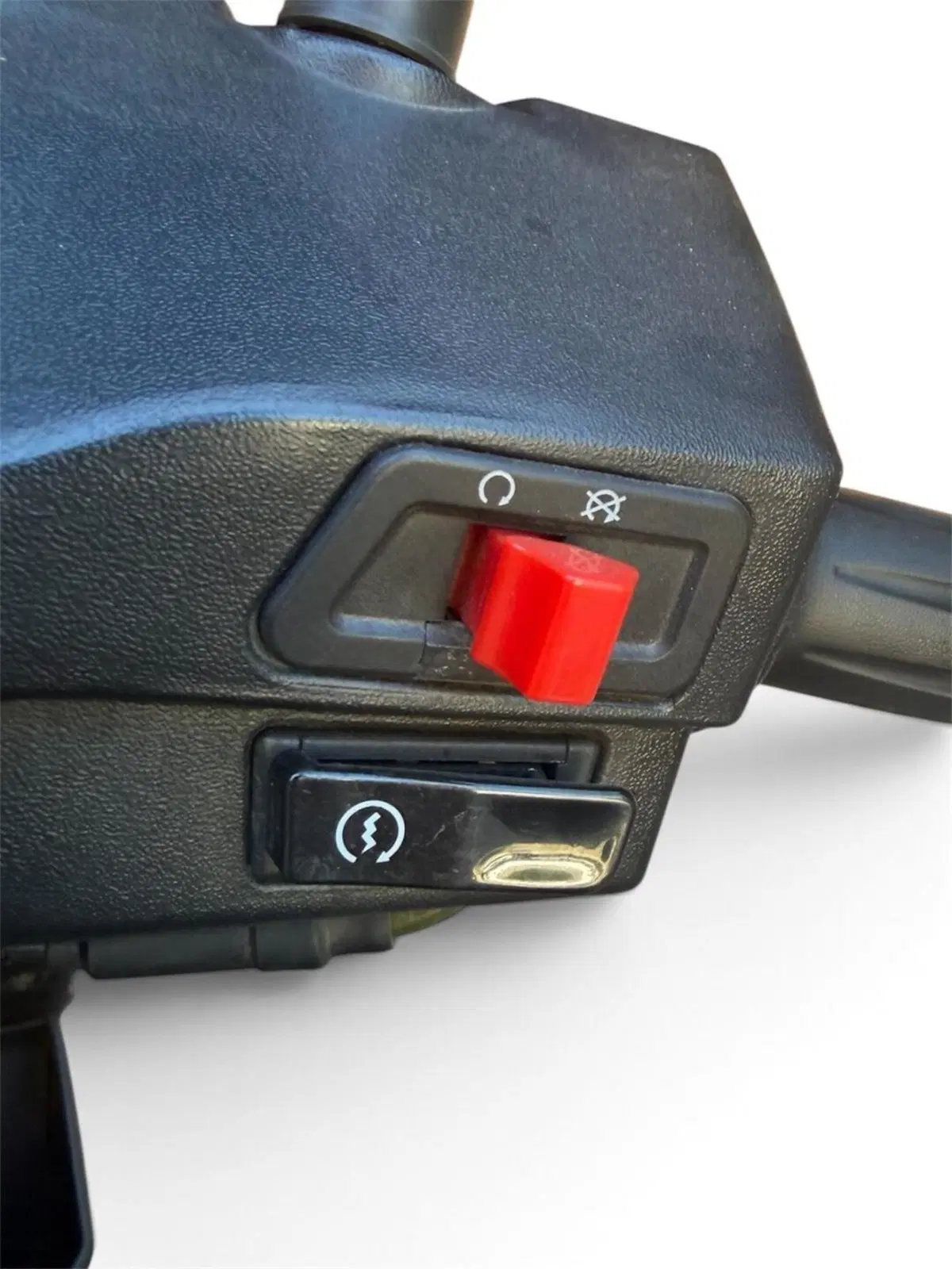Motron Motorcycles Breezy 50 4T (2021 - 26) (10)