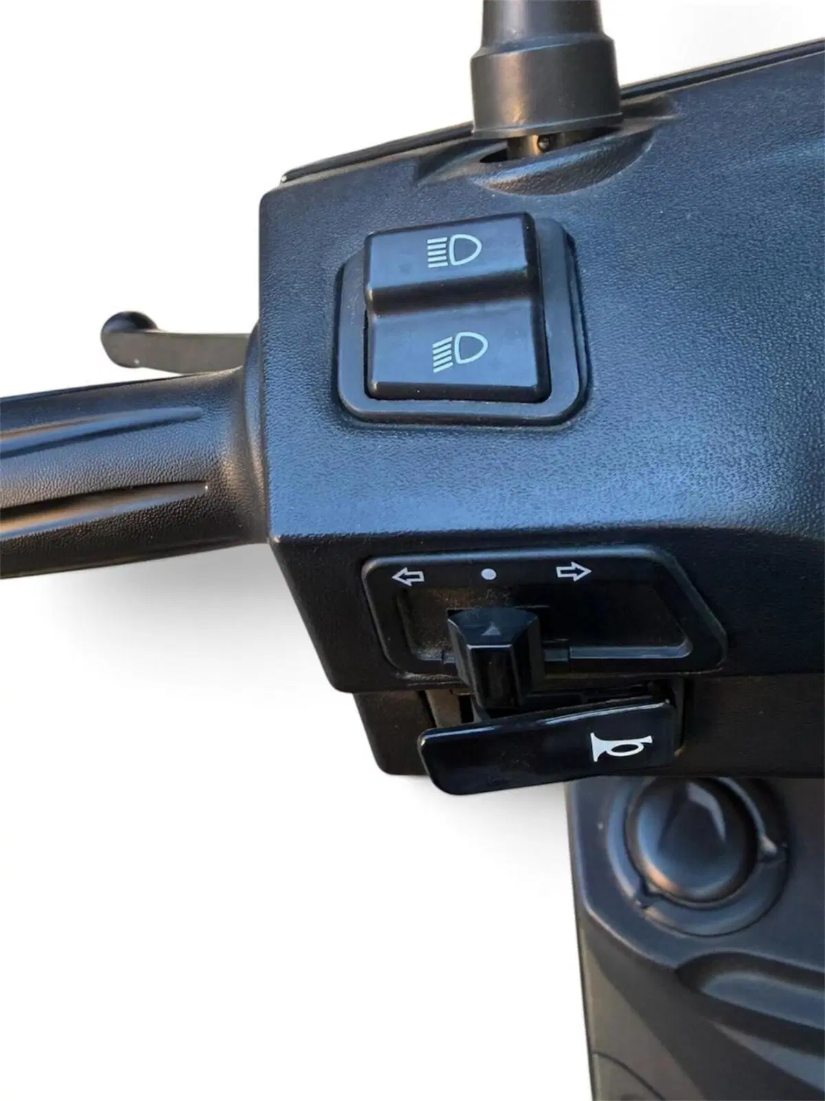 Motron Motorcycles Breezy 50 4T (2021 - 26) (11)