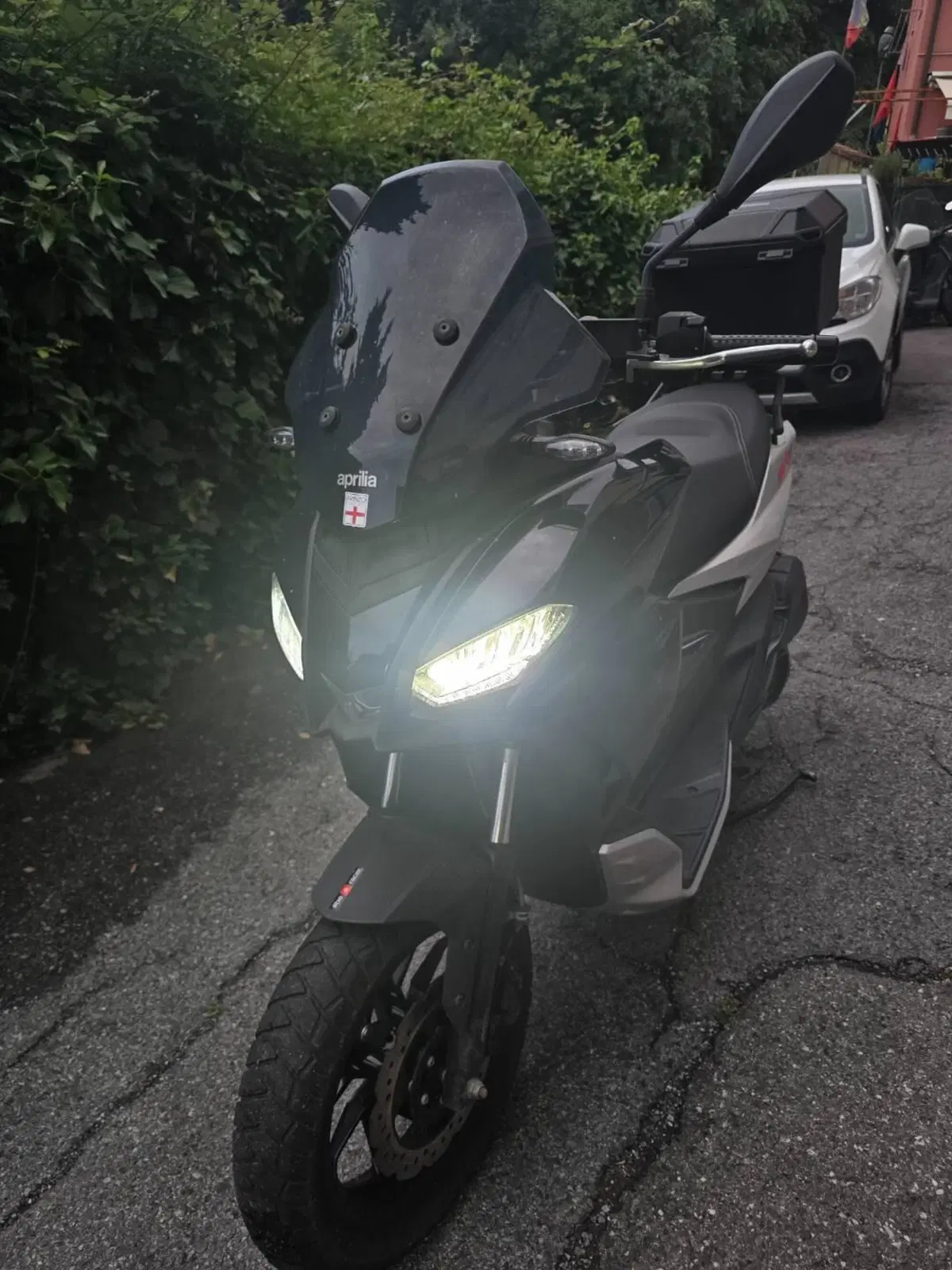 Aprilia SR GT 200 (2022 - 24) (2)