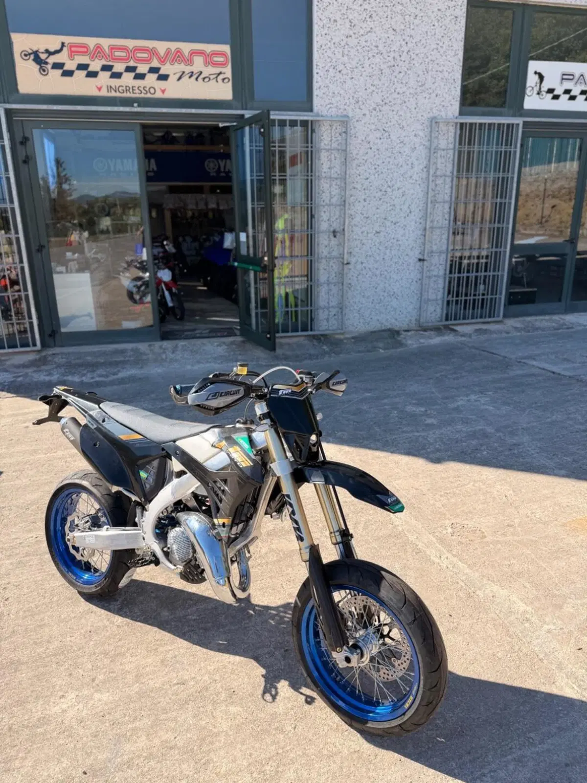 Tm Moto SMR 125 ES Fi 2T (2026) (4)