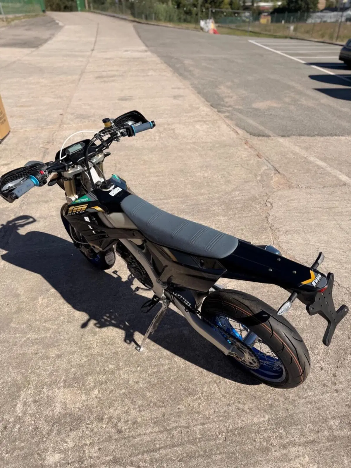 Tm Moto SMR 125 ES Fi 2T (2026) (12)