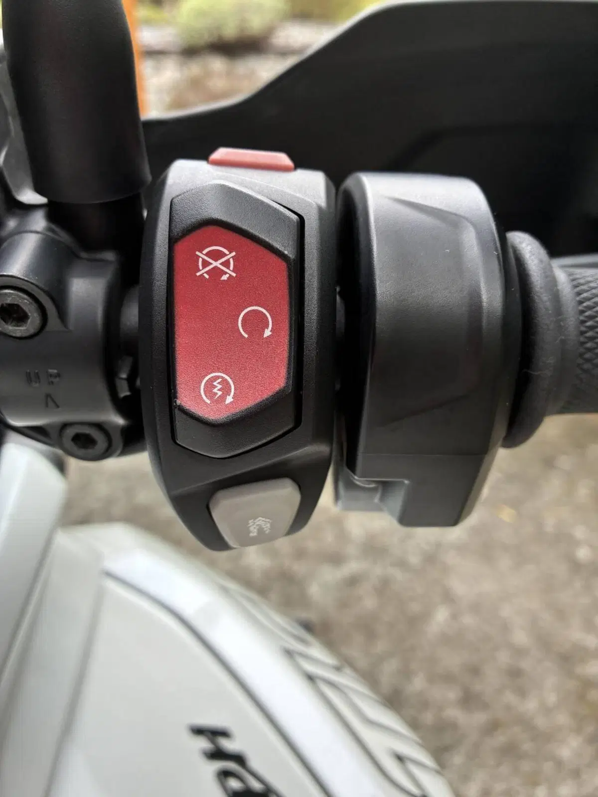 Triumph Tiger 800 XRx (2018 - 20) (6)