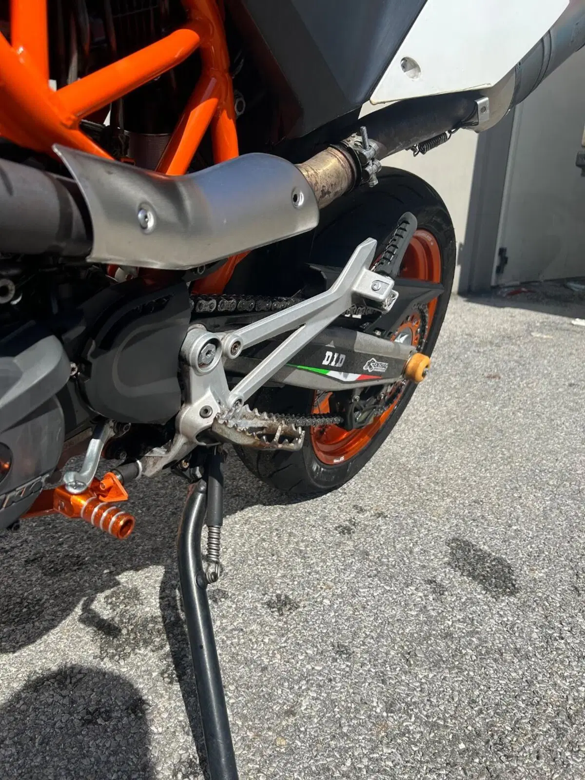 KTM 690 SMC R (2012 - 17) (4)