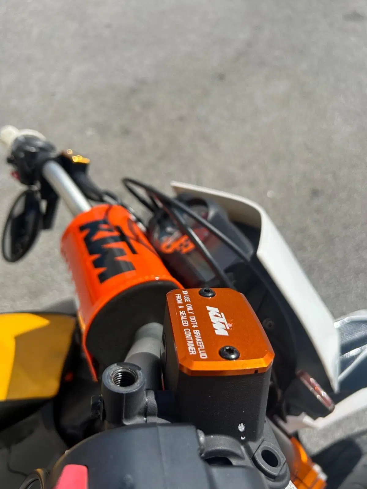 KTM 690 SMC R (2012 - 17) (8)