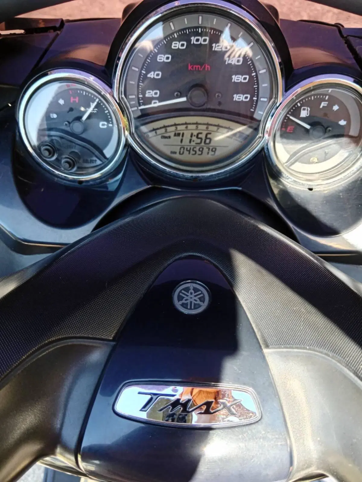 Yamaha T-Max 500 (2008 - 12) (2)