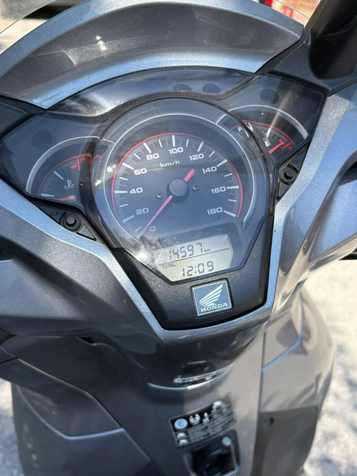 Honda SH 300 i ABS (2016 - 20) (4)