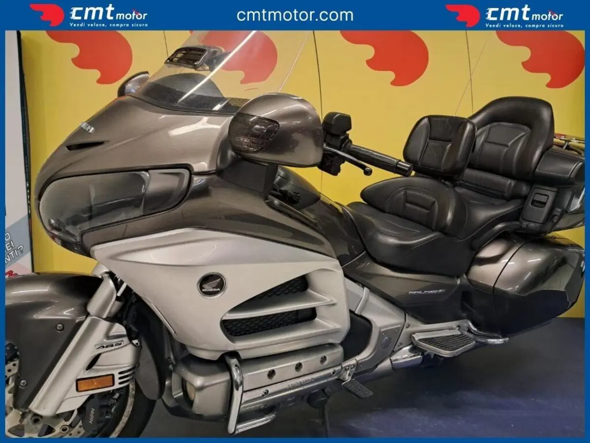 Honda GL 1800 Gold Wing (2012 - 17) (4)