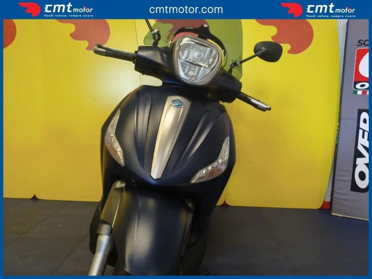Piaggio Beverly 350 S ABS (2019 - 20) (4)