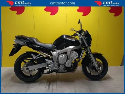 Yamaha FZ6 Fazer (2004 - 07) usata