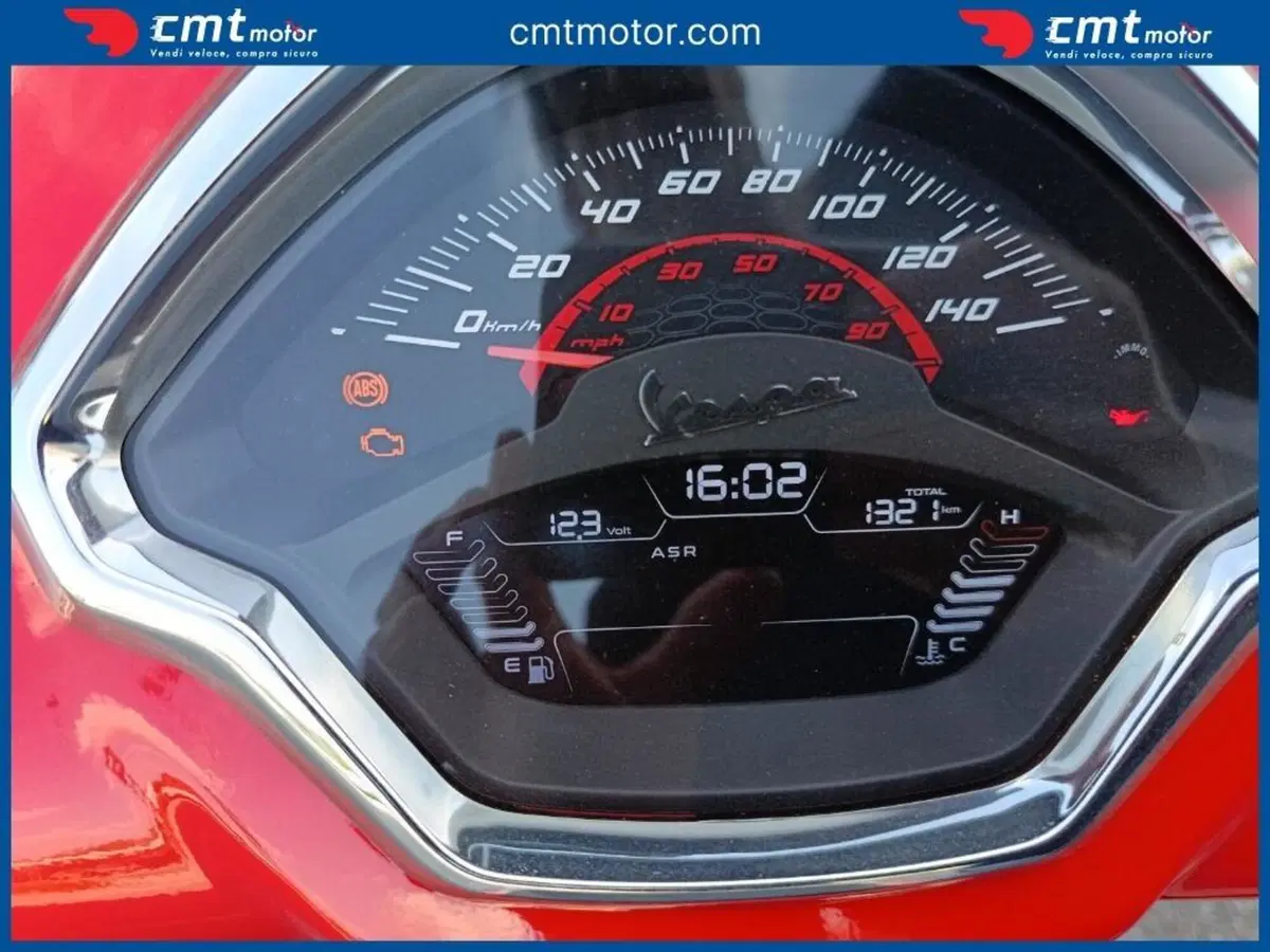 Vespa GTS 310 Super (2025 - 26) (5)