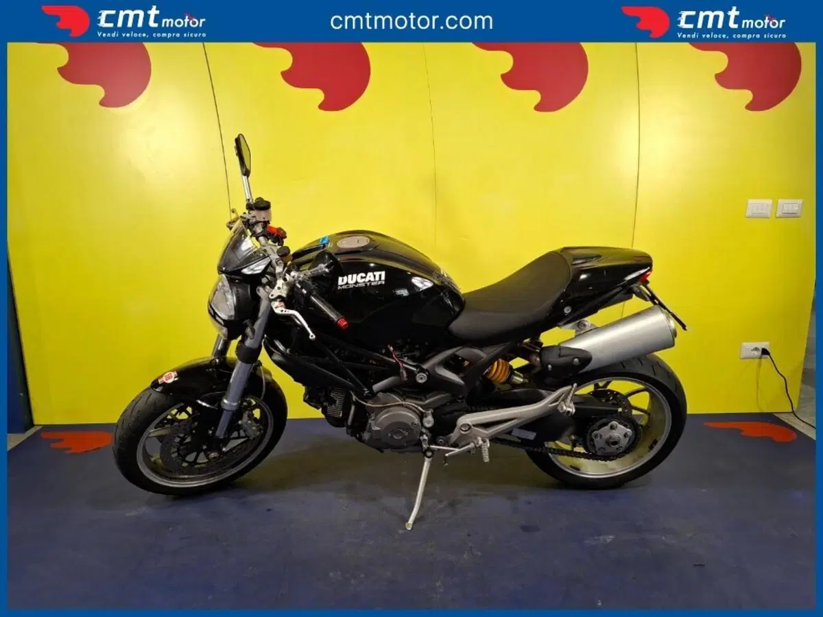 Ducati Monster 1100 (2009 - 10) (3)