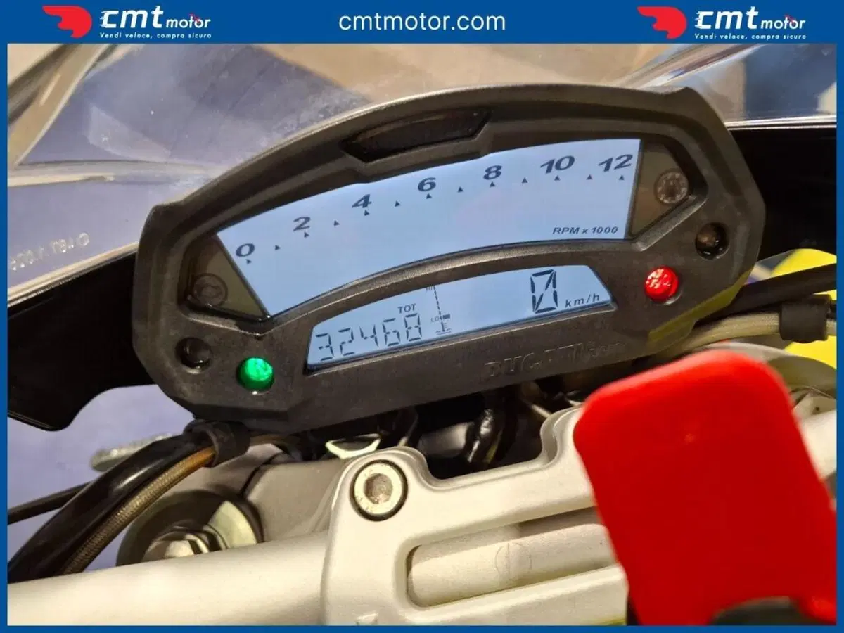 Ducati Monster 1100 (2009 - 10) (5)