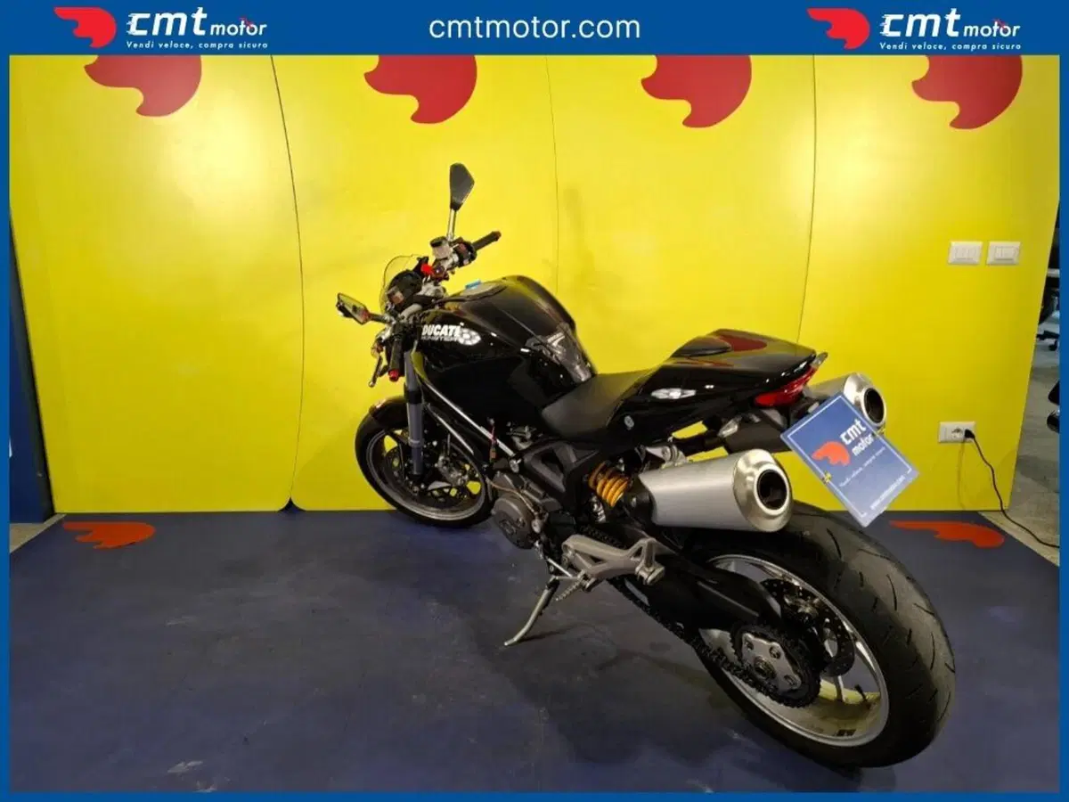Ducati Monster 1100 (2009 - 10) (6)