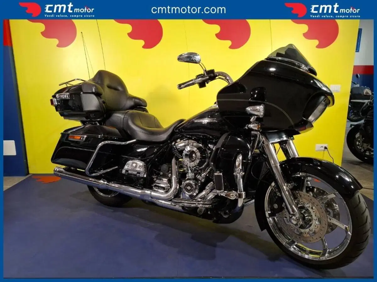 Harley-Davidson 107 Road Glide Ultra (2017 - 18) - FLTRU (3)