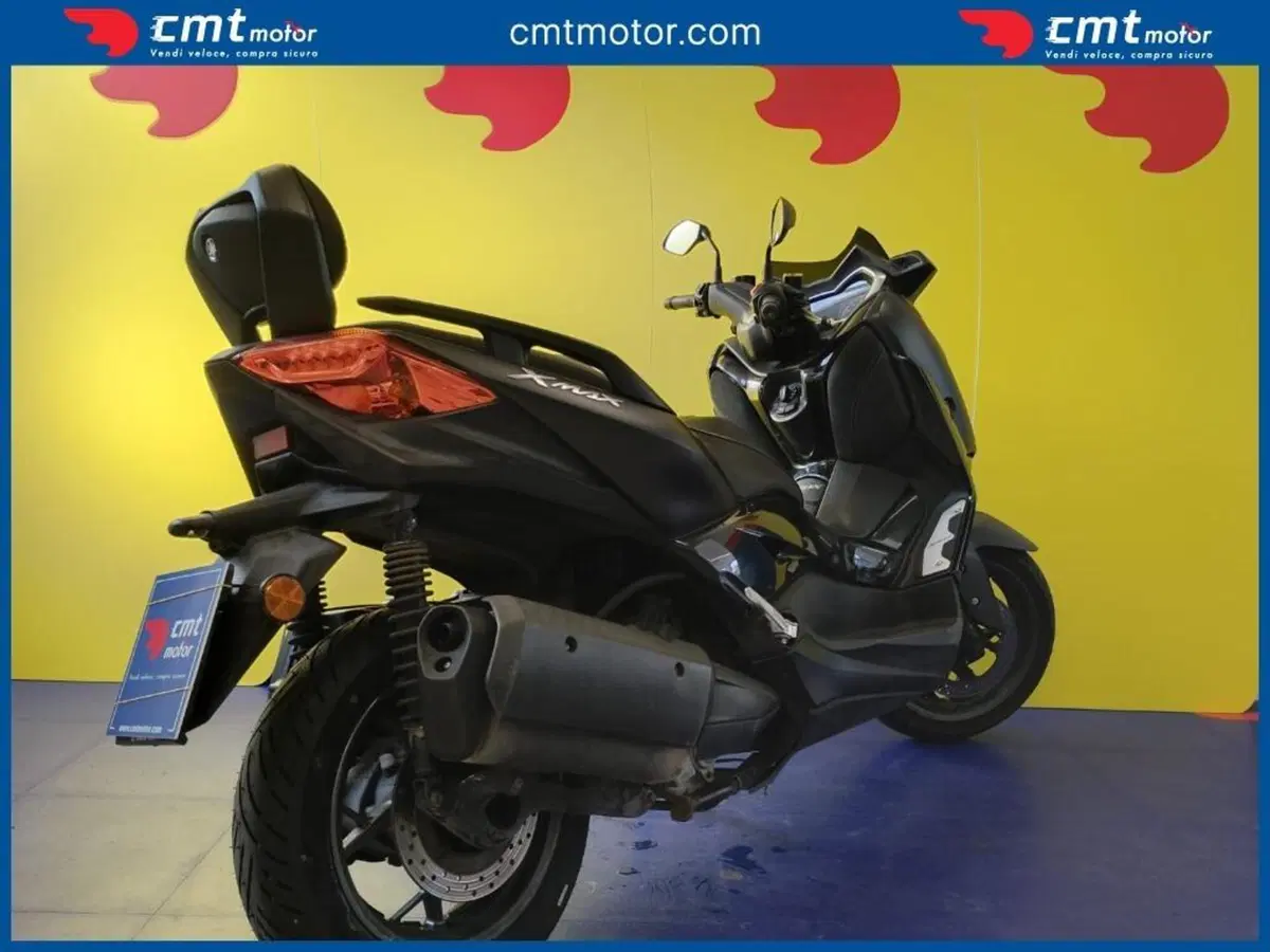 Yamaha X-Max 300 Iron Max (2019 - 20) (5)