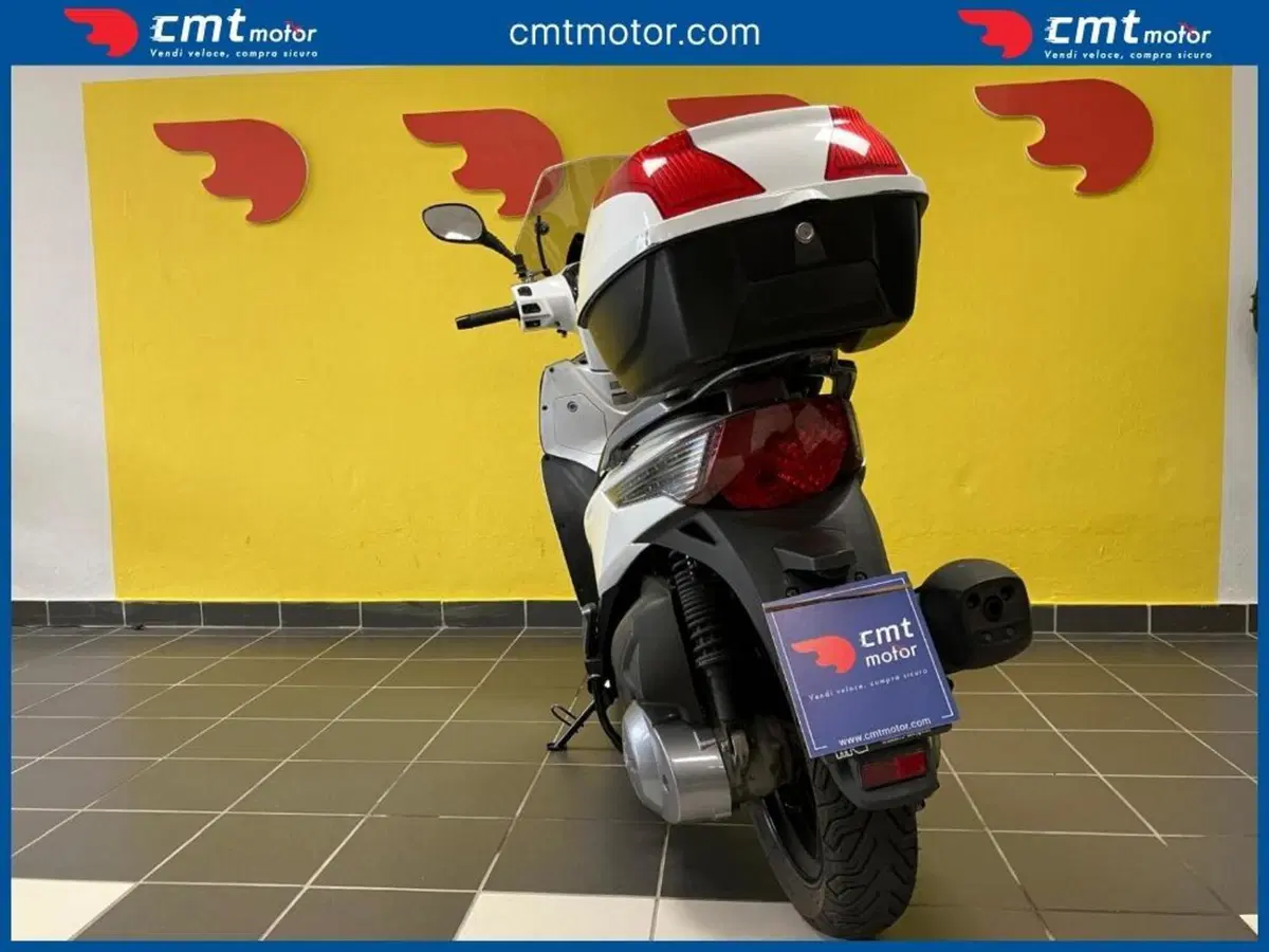 Kymco People 300i GT (2010 - 17) (4)
