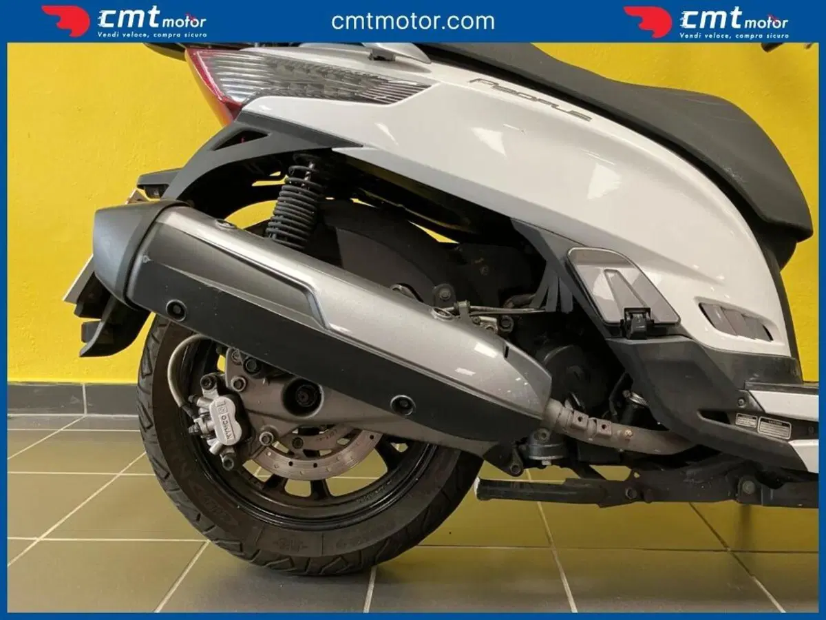 Kymco People 300i GT (2010 - 17) (6)