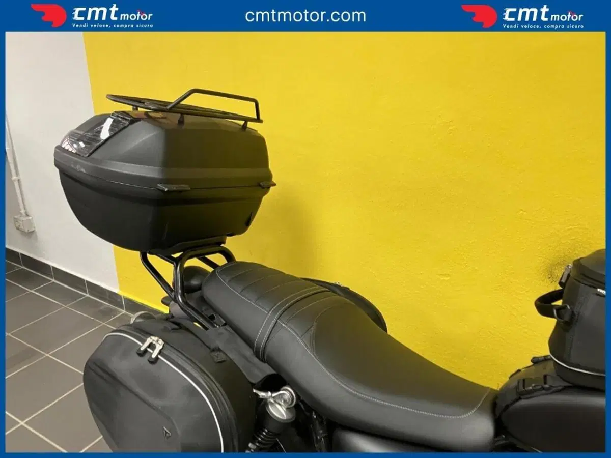 Triumph Street Twin 900 (2017 - 18) (9)