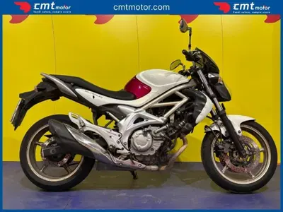 Suzuki Gladius 650 SFV (2009 - 15) usata
