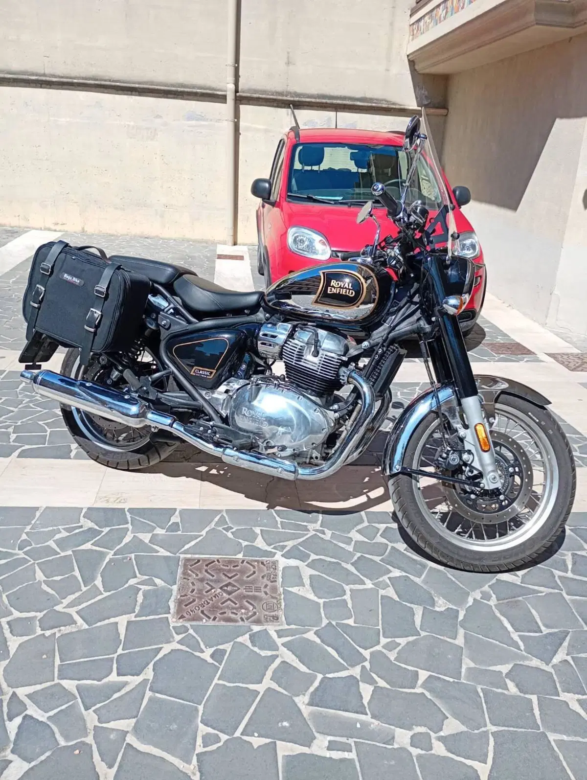 Royal Enfield Classic 650 (2025 - 26) (9)