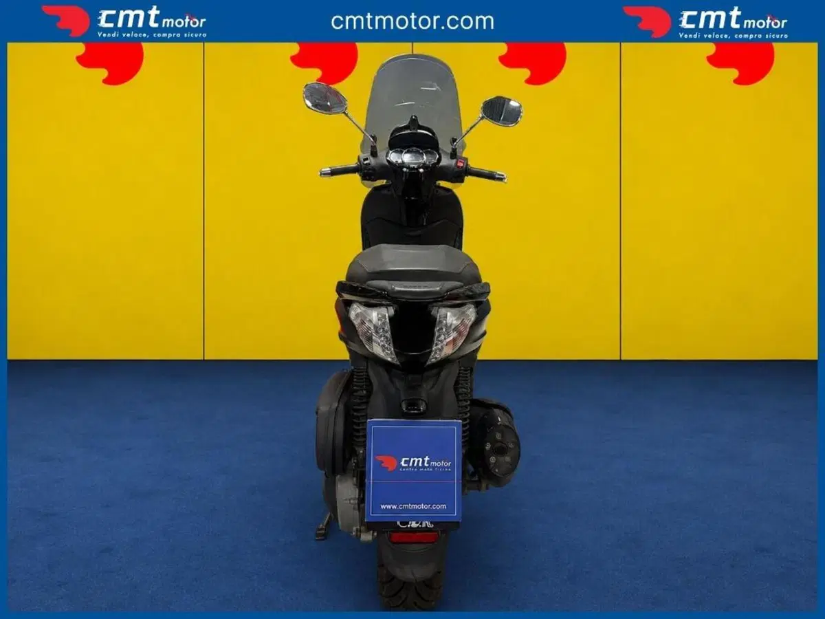 Piaggio Beverly 350 ABS (2016 - 20) (4)