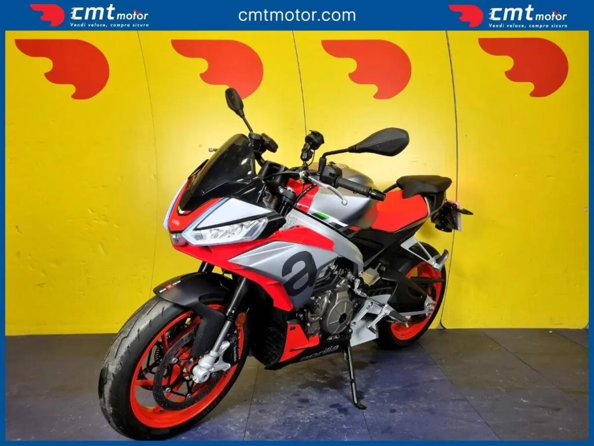 Aprilia Tuono 660 (2021 - 25) (2)