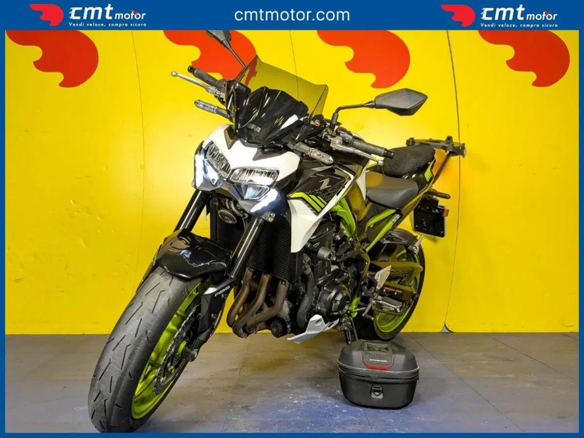 Kawasaki Z 900 (2021 - 24) (2)