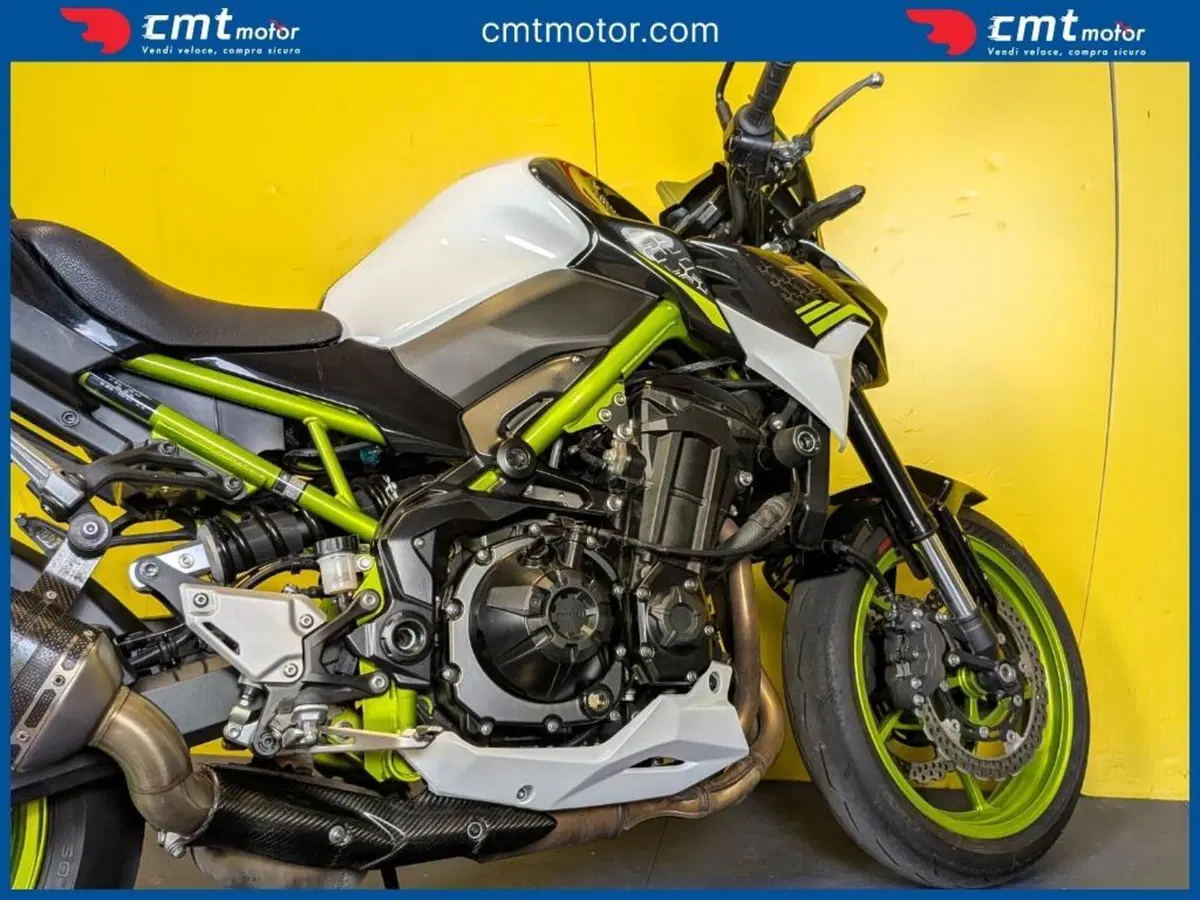 Kawasaki Z 900 (2021 - 24) (8)