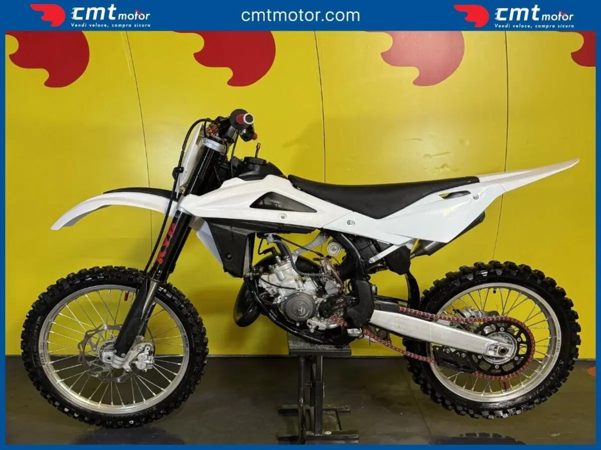 Husqvarna WR 125 (2013) (3)