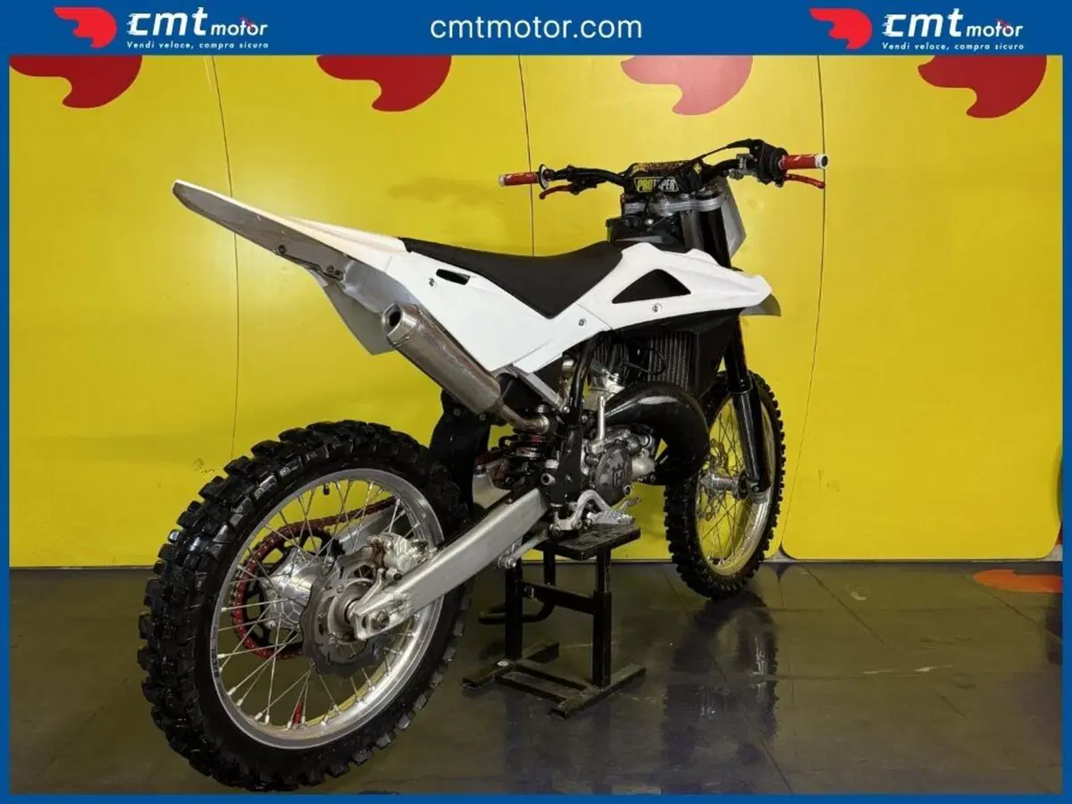 Husqvarna WR 125 (2013) (4)