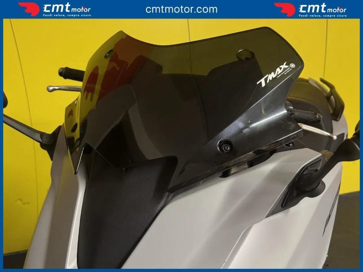 Yamaha T-Max 560 (2020 - 21) (6)