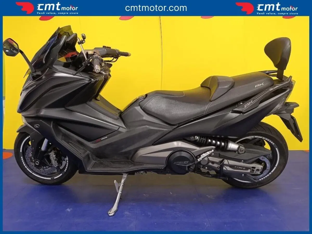 Kymco AK 550 (2017 - 19) (3)