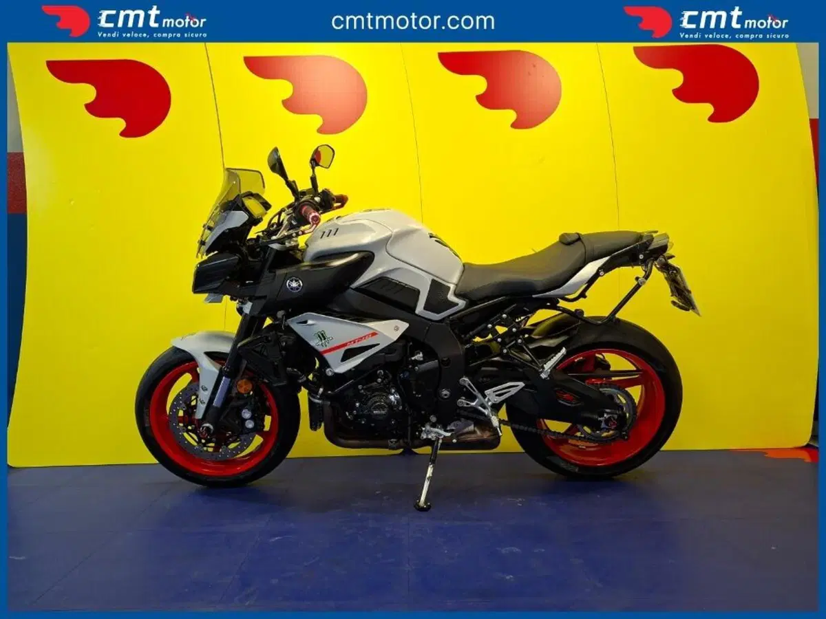 Yamaha MT-10 (2017 - 20) (3)