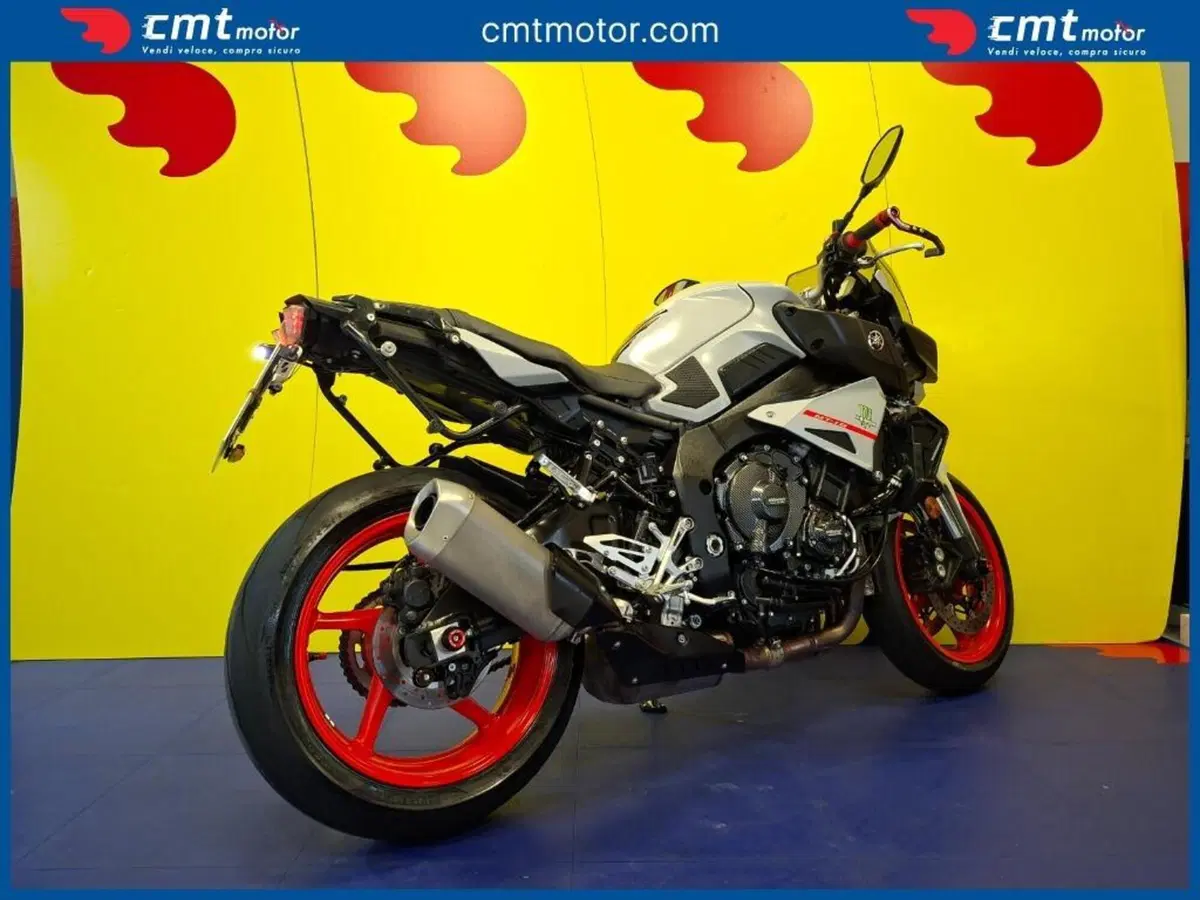 Yamaha MT-10 (2017 - 20) (4)