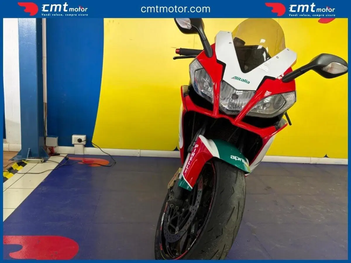 Aprilia RSV4 R (2009 - 12) (2)