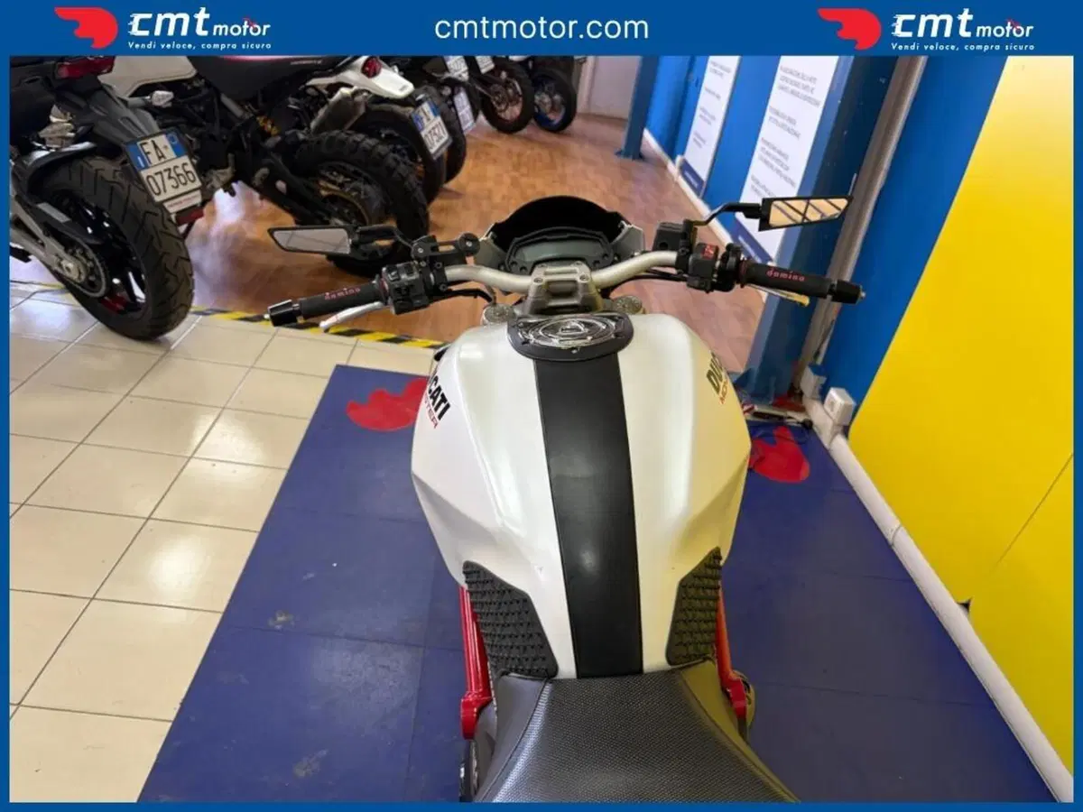Ducati Monster 796 (2010 - 13) (6)