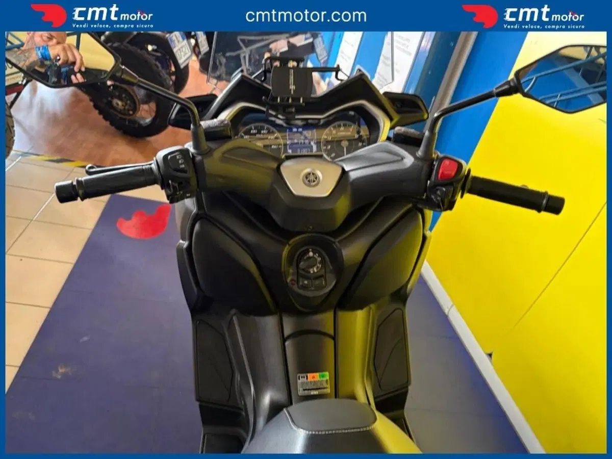 Yamaha X-Max 300 ABS (2017 - 20) (6)