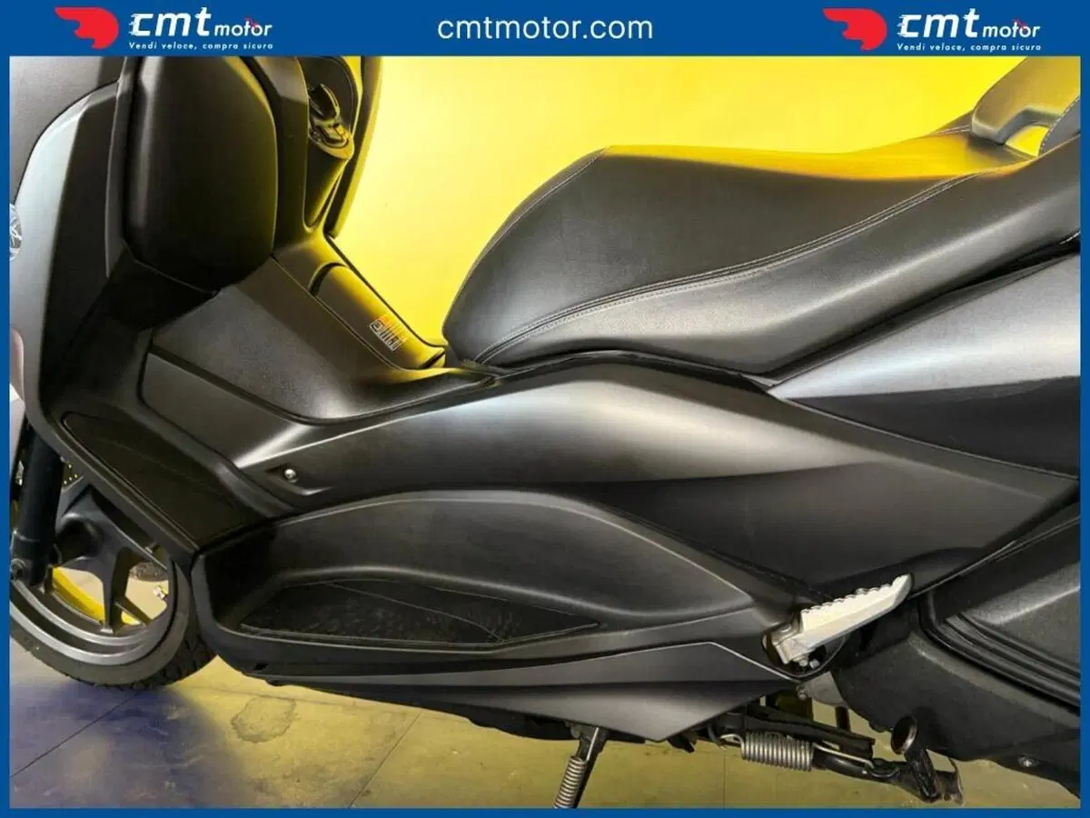 Yamaha X-Max 300 ABS (2017 - 20) (8)